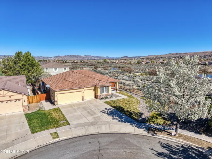 3852 Dorado, Sparks, Nevada 89436, 4 Bedrooms Bedrooms, ,2 BathroomsBathrooms,Residential,Residential,Dorado,260003470