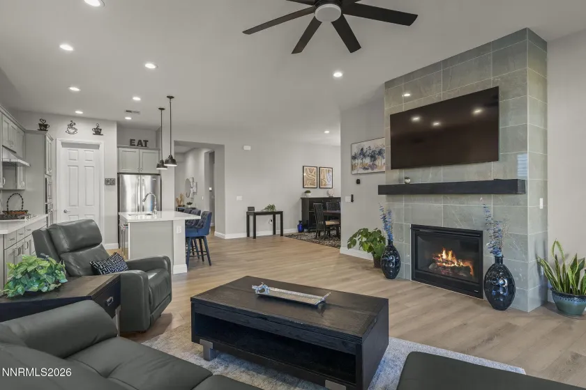 2330 Silent Creek, Sparks, Nevada 89436, 2 Bedrooms Bedrooms, ,2 BathroomsBathrooms,Residential,Residential,Silent Creek,260003473