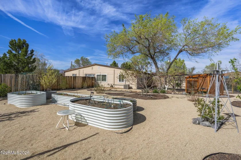 13721 Mount Whitney, Reno, Nevada 89506, 3 Bedrooms Bedrooms, ,1 BathroomBathrooms,Residential,Residential,Mount Whitney,260003475