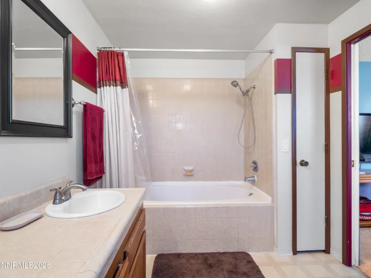 913 Rawhide, Gardnerville, Nevada 89460, 4 Bedrooms Bedrooms, ,3 BathroomsBathrooms,Residential,Residential,Rawhide,260003476