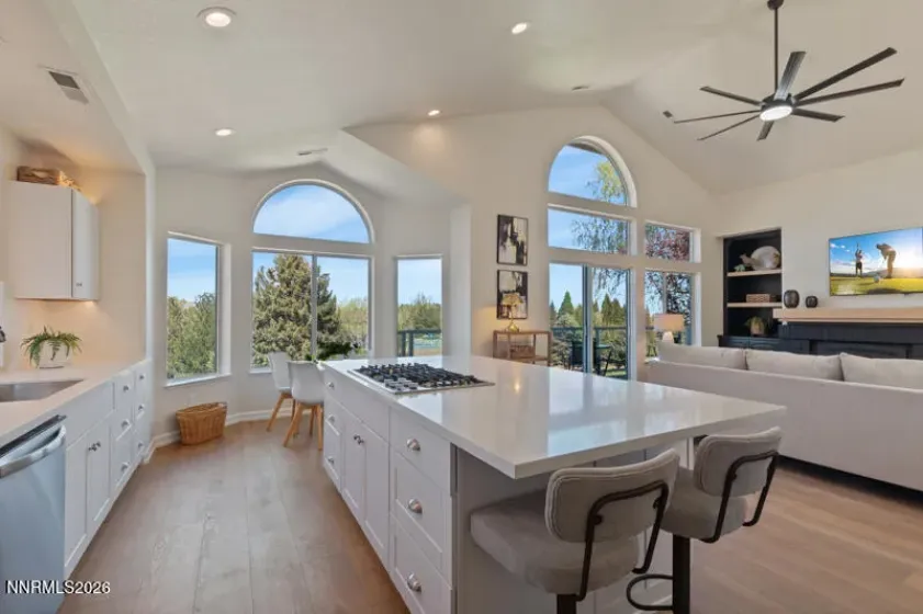 6128 Carriage House, Reno, Nevada 89519, 3 Bedrooms Bedrooms, ,3 BathroomsBathrooms,Residential,Residential,Carriage House,260003478