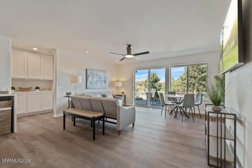 6128 Carriage House, Reno, Nevada 89519, 3 Bedrooms Bedrooms, ,3 BathroomsBathrooms,Residential,Residential,Carriage House,260003478