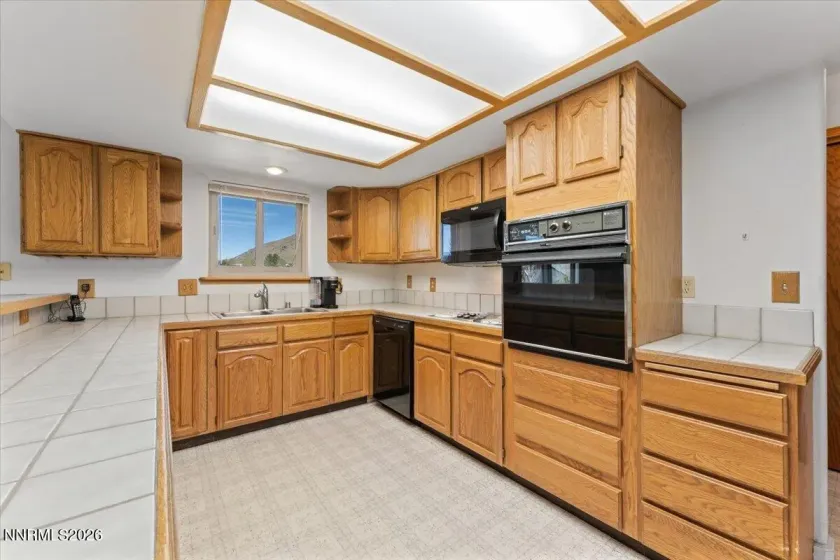 1326 Santa Barbara, Minden, Nevada 89423, 3 Bedrooms Bedrooms, ,2 BathroomsBathrooms,Residential,Residential,Santa Barbara,260003481