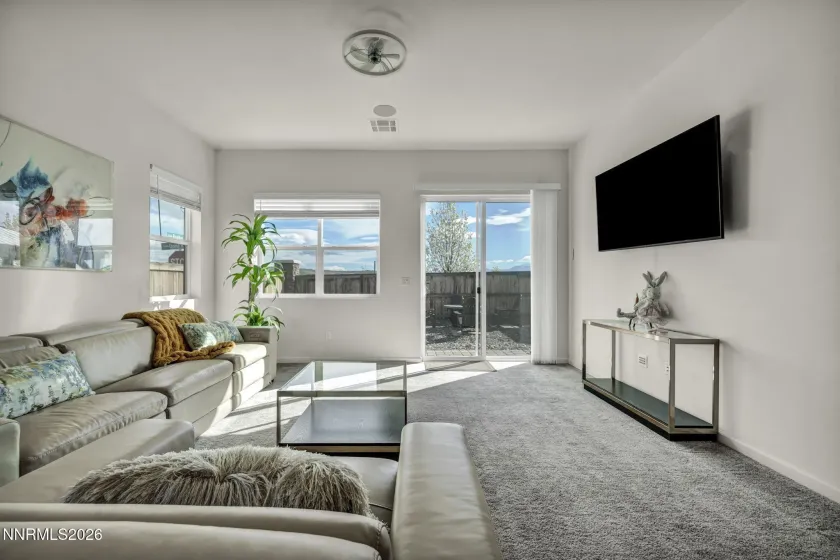 7601 Navasota, Sparks, Nevada 89436, 2 Bedrooms Bedrooms, ,2 BathroomsBathrooms,Residential,Residential,Navasota,260003484