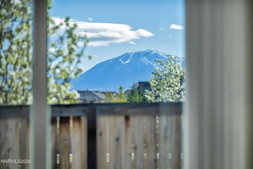 7601 Navasota, Sparks, Nevada 89436, 2 Bedrooms Bedrooms, ,2 BathroomsBathrooms,Residential,Residential,Navasota,260003484