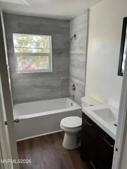 401 6th, Sparks, Nevada 89431, 7 Bedrooms Bedrooms, ,5 BathroomsBathrooms,Residential Income,Residential,6th,260003489