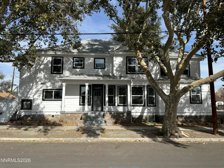 401 6th, Sparks, Nevada 89431, 7 Bedrooms Bedrooms, ,5 BathroomsBathrooms,Residential Income,Residential,6th,260003489