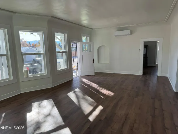 401 6th, Sparks, Nevada 89431, 7 Bedrooms Bedrooms, ,5 BathroomsBathrooms,Residential Income,Residential,6th,260003489