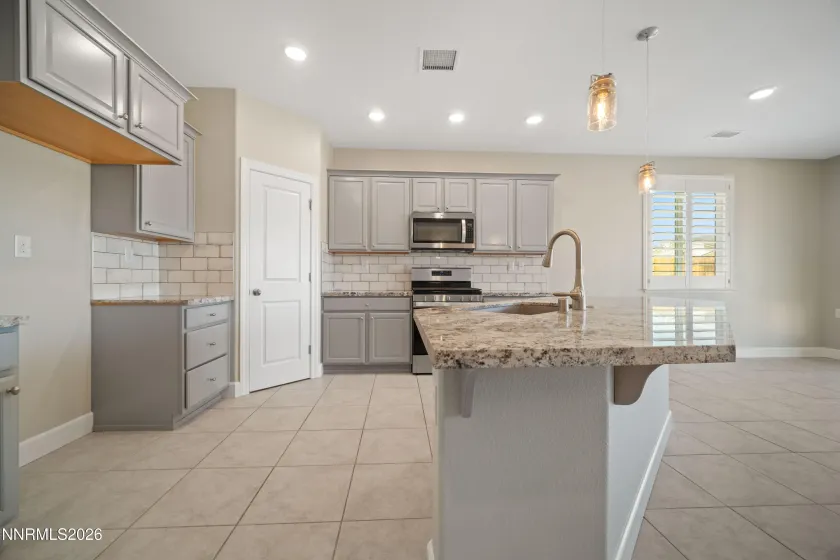 1180 Ferretto, Dayton, Nevada 89403, 3 Bedrooms Bedrooms, ,2 BathroomsBathrooms,Residential,Residential,Ferretto,260003490