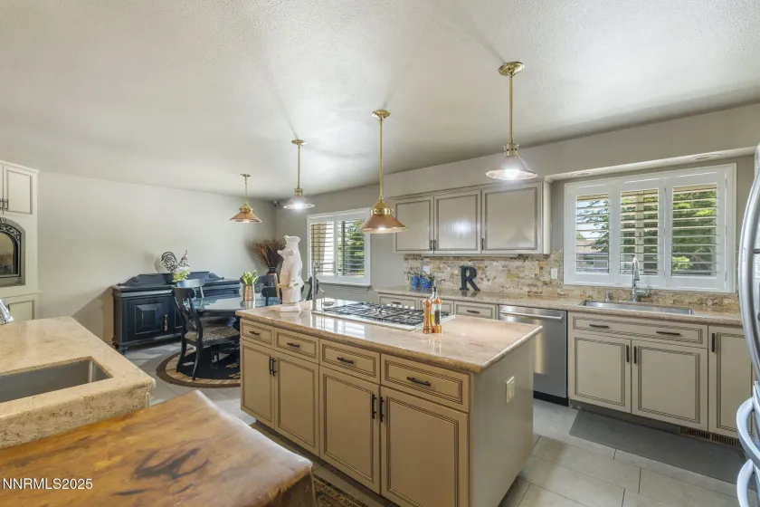 2410 Dublin, Reno, Nevada 89509, 3 Bedrooms Bedrooms, ,4 BathroomsBathrooms,Residential,Residential,Dublin,260003494