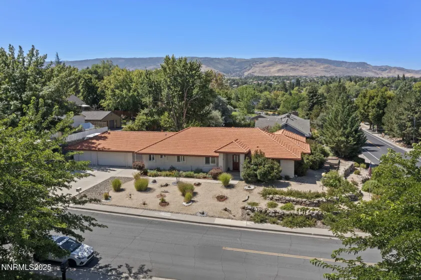 2410 Dublin, Reno, Nevada 89509, 3 Bedrooms Bedrooms, ,4 BathroomsBathrooms,Residential,Residential,Dublin,260003494