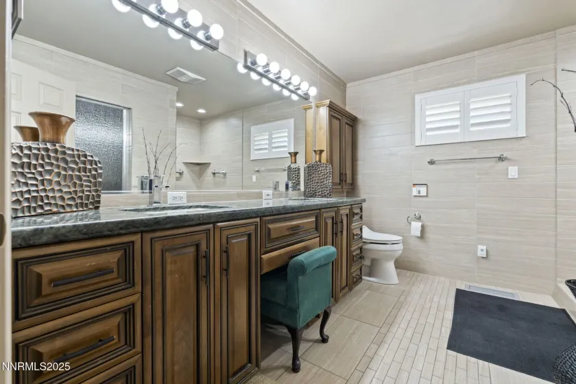 2410 Dublin, Reno, Nevada 89509, 3 Bedrooms Bedrooms, ,4 BathroomsBathrooms,Residential,Residential,Dublin,260003494