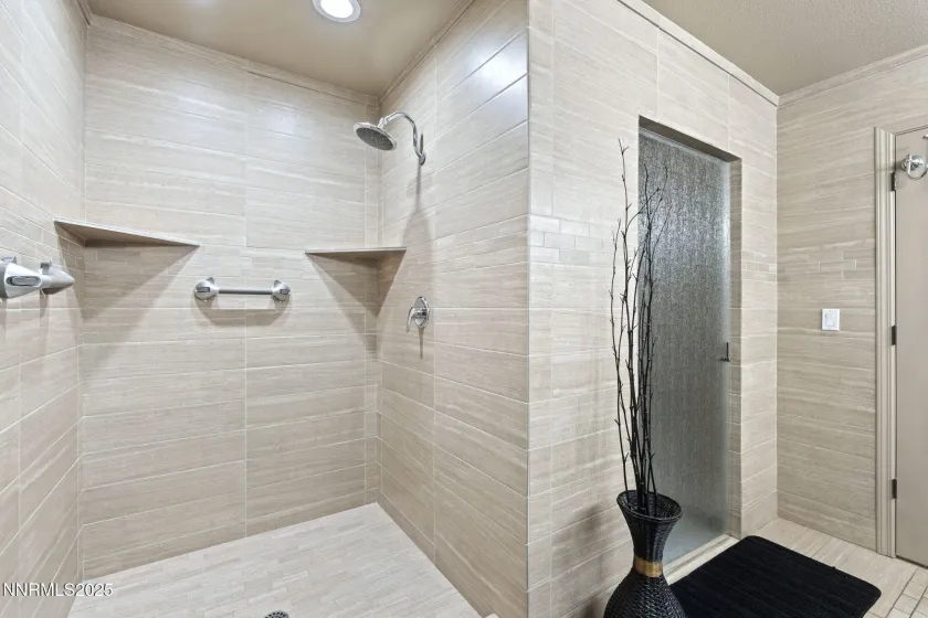 2410 Dublin, Reno, Nevada 89509, 3 Bedrooms Bedrooms, ,4 BathroomsBathrooms,Residential,Residential,Dublin,260003494