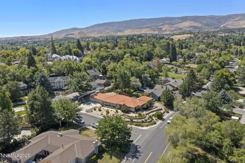 2410 Dublin, Reno, Nevada 89509, 3 Bedrooms Bedrooms, ,4 BathroomsBathrooms,Residential,Residential,Dublin,260003494