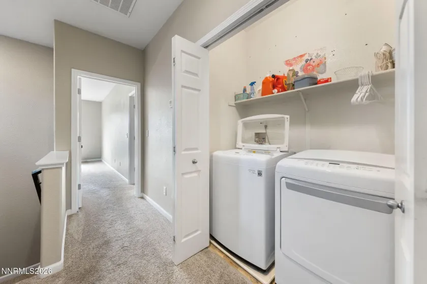 1813 Stetson, Reno, Nevada 89521, 2 Bedrooms Bedrooms, ,3 BathroomsBathrooms,Residential,Residential,Stetson,260003499