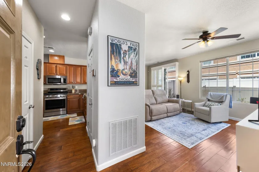 1813 Stetson, Reno, Nevada 89521, 2 Bedrooms Bedrooms, ,3 BathroomsBathrooms,Residential,Residential,Stetson,260003499