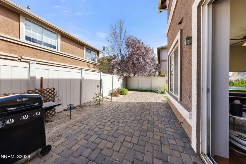 1813 Stetson, Reno, Nevada 89521, 2 Bedrooms Bedrooms, ,3 BathroomsBathrooms,Residential,Residential,Stetson,260003499