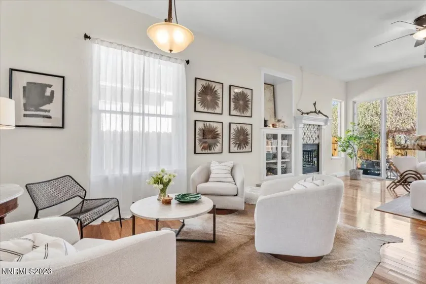 1646 Commonwealth, Reno, Nevada 89503, 3 Bedrooms Bedrooms, ,2 BathroomsBathrooms,Residential,Residential,Commonwealth,260003501