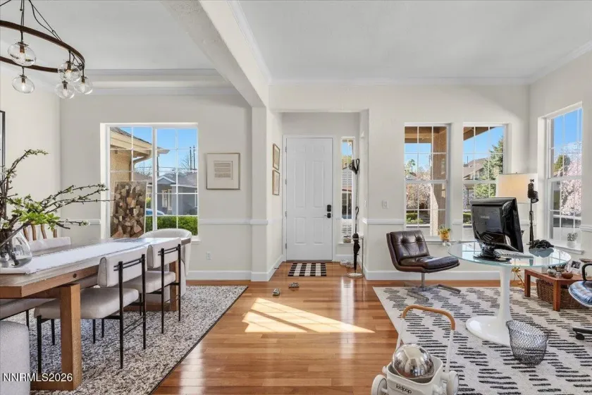 1646 Commonwealth, Reno, Nevada 89503, 3 Bedrooms Bedrooms, ,2 BathroomsBathrooms,Residential,Residential,Commonwealth,260003501