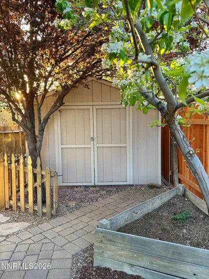 1646 Commonwealth, Reno, Nevada 89503, 3 Bedrooms Bedrooms, ,2 BathroomsBathrooms,Residential,Residential,Commonwealth,260003501