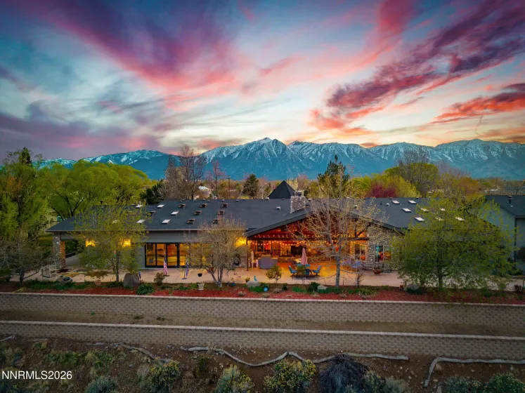 951 Riverview, Gardnerville, Nevada 89460, 5 Bedrooms Bedrooms, ,5 BathroomsBathrooms,Residential,Residential,Riverview,260003503