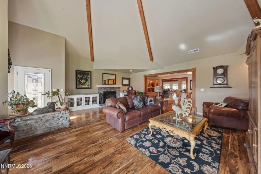 951 Riverview, Gardnerville, Nevada 89460, 5 Bedrooms Bedrooms, ,5 BathroomsBathrooms,Residential,Residential,Riverview,260003503