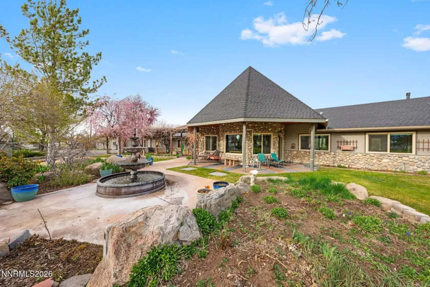 951 Riverview, Gardnerville, Nevada 89460, 5 Bedrooms Bedrooms, ,5 BathroomsBathrooms,Residential,Residential,Riverview,260003503