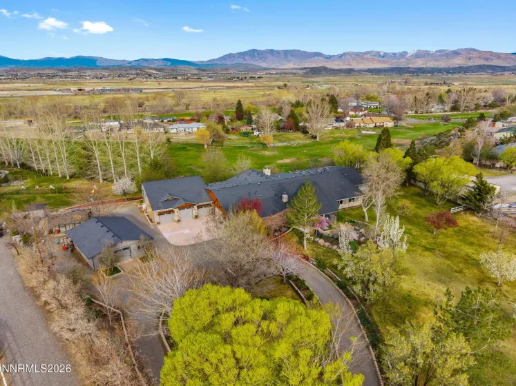 951 Riverview, Gardnerville, Nevada 89460, 5 Bedrooms Bedrooms, ,5 BathroomsBathrooms,Residential,Residential,Riverview,260003503
