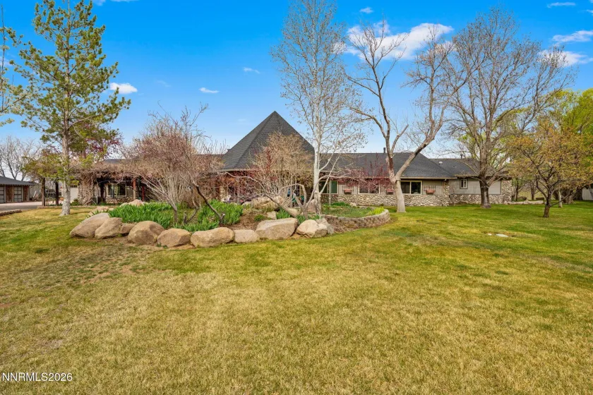 951 Riverview, Gardnerville, Nevada 89460, 5 Bedrooms Bedrooms, ,5 BathroomsBathrooms,Residential,Residential,Riverview,260003503