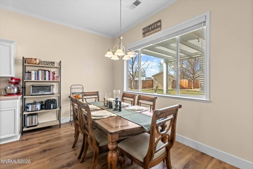 7815 Almeria, Sparks, Nevada 89436, 4 Bedrooms Bedrooms, ,2 BathroomsBathrooms,Residential,Residential,Almeria,260003505