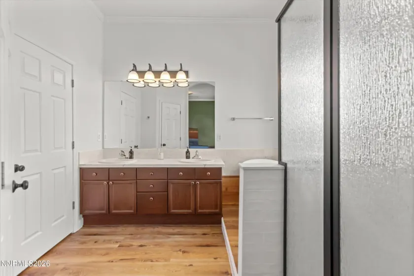 7815 Almeria, Sparks, Nevada 89436, 4 Bedrooms Bedrooms, ,2 BathroomsBathrooms,Residential,Residential,Almeria,260003505