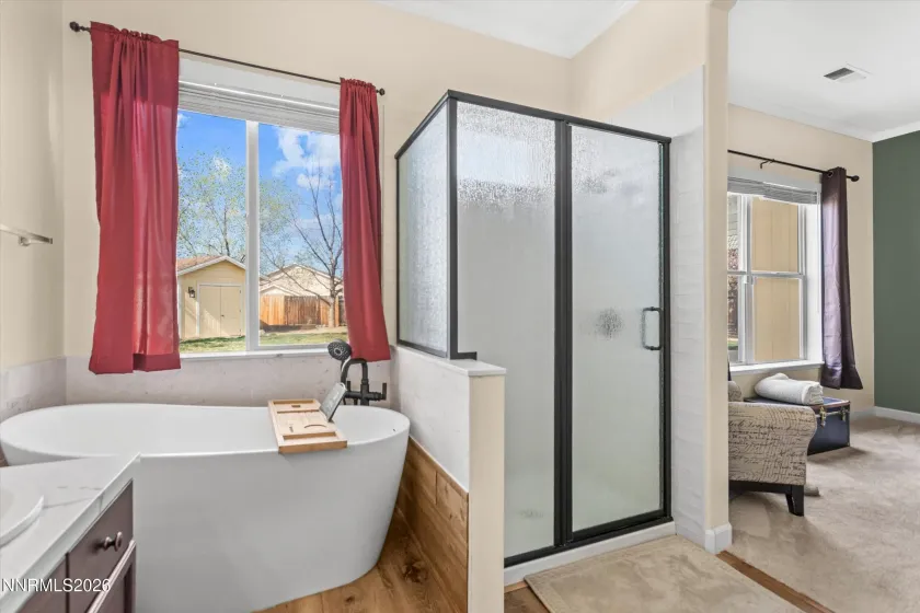 7815 Almeria, Sparks, Nevada 89436, 4 Bedrooms Bedrooms, ,2 BathroomsBathrooms,Residential,Residential,Almeria,260003505