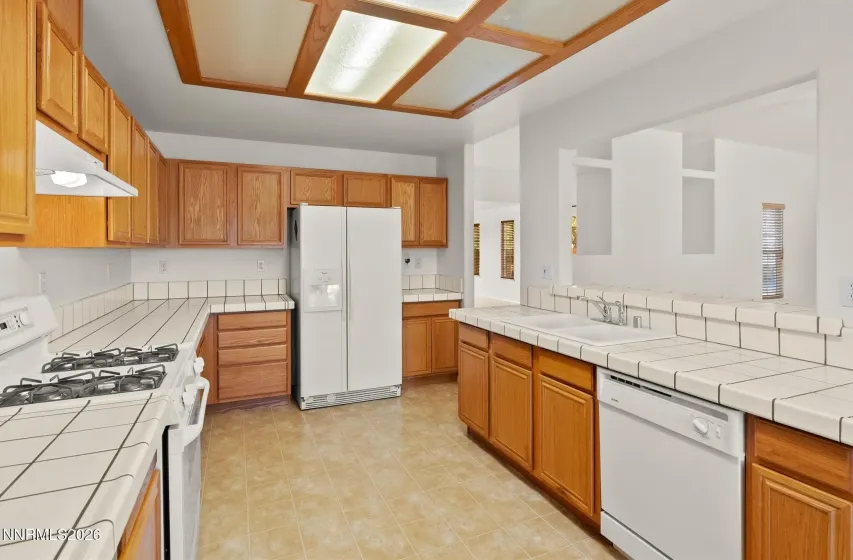 1469 Rosy Finch, Sparks, Nevada 89441, 4 Bedrooms Bedrooms, ,2 BathroomsBathrooms,Residential,Residential,Rosy Finch,260003504