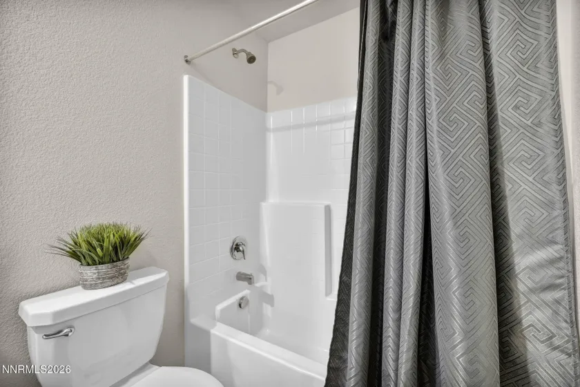 9027 Antelope Pass, Reno, Nevada 89506, 4 Bedrooms Bedrooms, ,3 BathroomsBathrooms,Residential,Residential,Antelope Pass,260003507