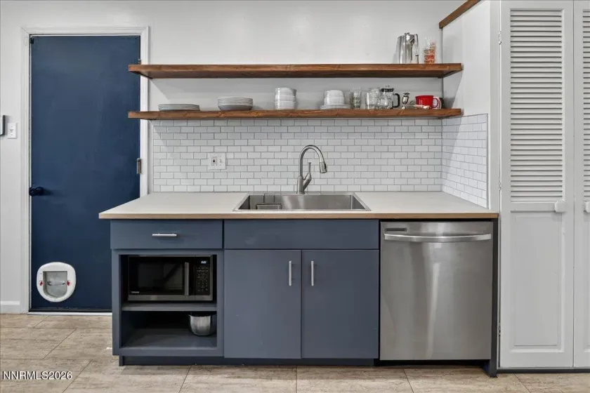 3060 Slater, Reno, Nevada 89503, 3 Bedrooms Bedrooms, ,2 BathroomsBathrooms,Residential,Residential,Slater,260003510