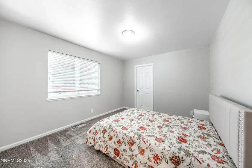 11130 Bondshire, Reno, Nevada 89511, 6 Bedrooms Bedrooms, ,3 BathroomsBathrooms,Residential,Residential,Bondshire,260003512