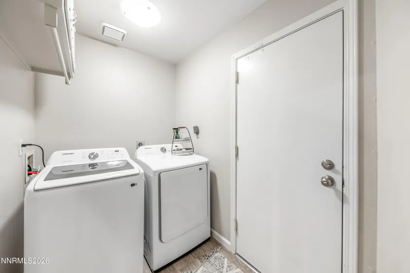 11130 Bondshire, Reno, Nevada 89511, 6 Bedrooms Bedrooms, ,3 BathroomsBathrooms,Residential,Residential,Bondshire,260003512