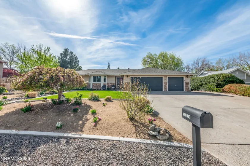 11130 Bondshire, Reno, Nevada 89511, 6 Bedrooms Bedrooms, ,3 BathroomsBathrooms,Residential,Residential,Bondshire,260003512