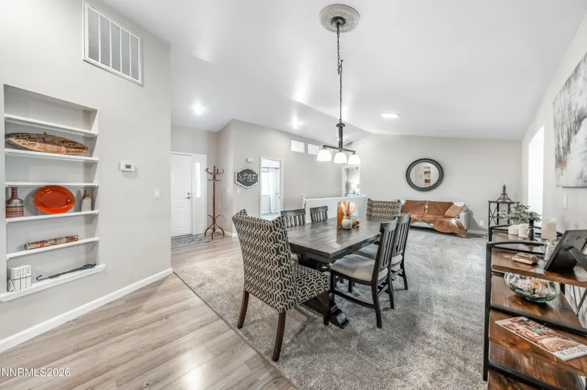 11130 Bondshire, Reno, Nevada 89511, 6 Bedrooms Bedrooms, ,3 BathroomsBathrooms,Residential,Residential,Bondshire,260003512