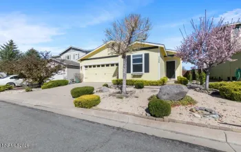 7435 Hinton, Reno, Nevada 89506, 3 Bedrooms Bedrooms, ,2 BathroomsBathrooms,Residential,Residential,Hinton,260002016