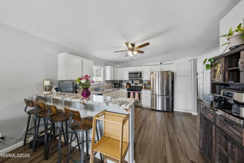 5950 Sunrose, Sun Valley, Nevada 89433, 3 Bedrooms Bedrooms, ,2 BathroomsBathrooms,Residential,Residential,Sunrose,260003518