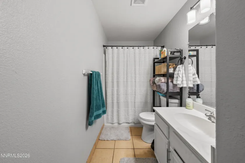 5950 Sunrose, Sun Valley, Nevada 89433, 3 Bedrooms Bedrooms, ,2 BathroomsBathrooms,Residential,Residential,Sunrose,260003518