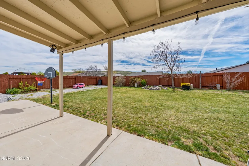 5950 Sunrose, Sun Valley, Nevada 89433, 3 Bedrooms Bedrooms, ,2 BathroomsBathrooms,Residential,Residential,Sunrose,260003518