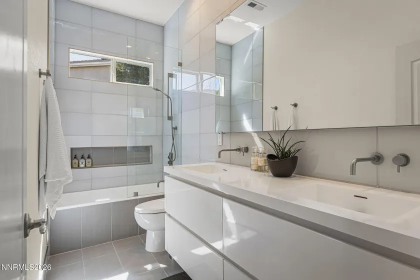 10679 Autumn Walk, Reno, Nevada 89521, 4 Bedrooms Bedrooms, ,3 BathroomsBathrooms,Residential,Residential,Autumn Walk,260003521