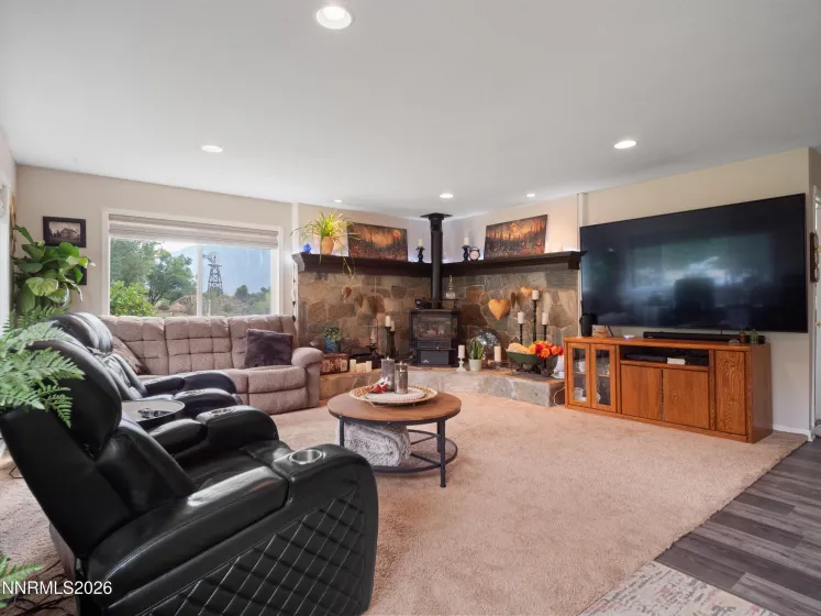 1238 Centerville, Gardnerville, Nevada 89460, 3 Bedrooms Bedrooms, ,2 BathroomsBathrooms,Residential,Residential,Centerville,260000815