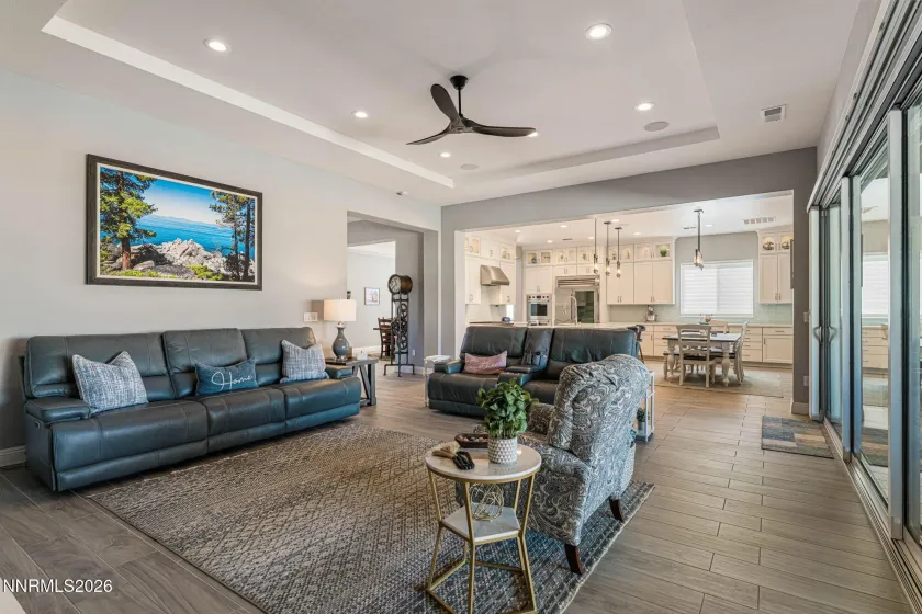 9709 Terraspar, Reno, Nevada 89521, 4 Bedrooms Bedrooms, ,5 BathroomsBathrooms,Residential,Residential,Terraspar,260003524