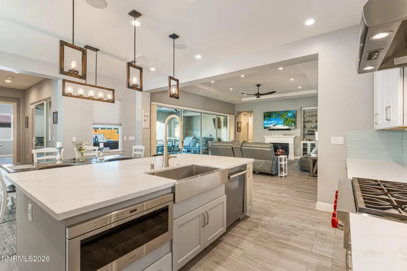 9709 Terraspar, Reno, Nevada 89521, 4 Bedrooms Bedrooms, ,5 BathroomsBathrooms,Residential,Residential,Terraspar,260003524