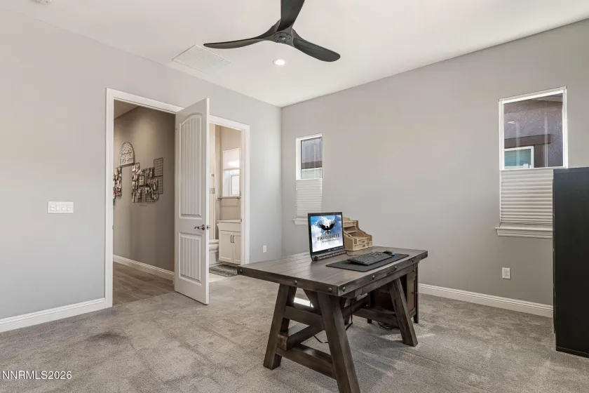 9709 Terraspar, Reno, Nevada 89521, 4 Bedrooms Bedrooms, ,5 BathroomsBathrooms,Residential,Residential,Terraspar,260003524