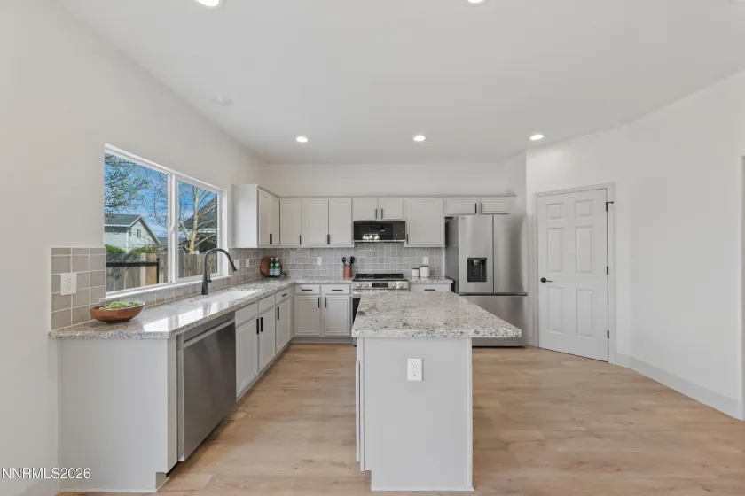 9561 Black Bear, Reno, Nevada 89506, 4 Bedrooms Bedrooms, ,3 BathroomsBathrooms,Residential,Residential,Black Bear,260003526