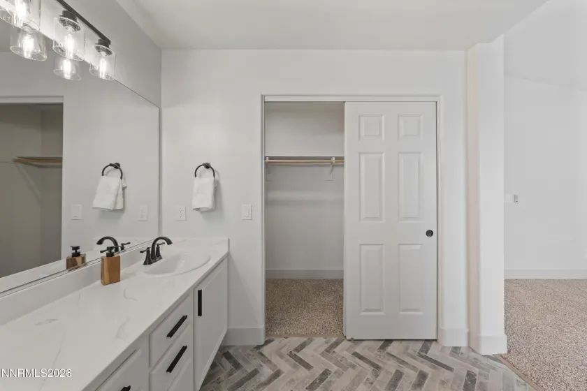 9561 Black Bear, Reno, Nevada 89506, 4 Bedrooms Bedrooms, ,3 BathroomsBathrooms,Residential,Residential,Black Bear,260003526